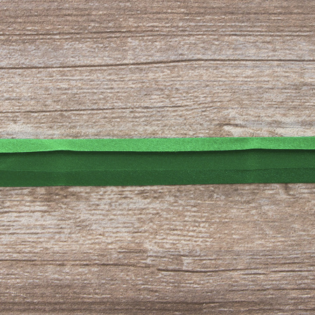 Косая бейка атласная  на блистере SAFISA, 20 мм, 2,5 м, цвет 25, зеленый. Арт P06260-20мм-25          