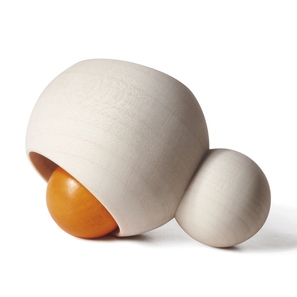 Погремушка безопасная дизайнерская NAEF BASIC "Sola" 0+, натуральное дерево, 5,5 х 7,7 см. Арт 9132