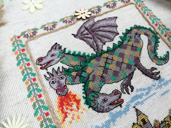Набор для вышивания "Трехголовый огнедых". Арт 03.017.15