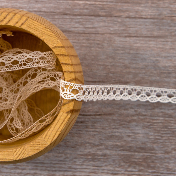 Мерсеризованное хлопковое кружево, 10 мм, цвет шампань. Арт 3513/72