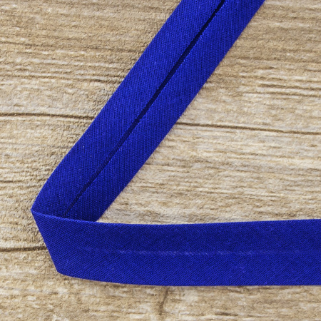 Косая бейка хлопок/полиэстер 20 мм, 25 м, цвет 13, синий. Арт 6120-20мм-13            