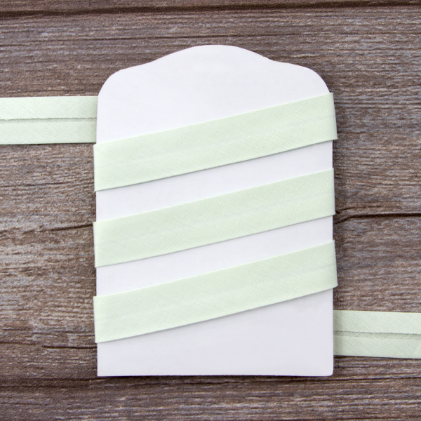 Косая бейка хлопок/полиэстер 20 мм, 25 м, цвет 135, фисташковый. Арт 6120-20мм-135           