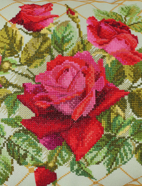 Набор для создания наволочки "Красные розы". Арт 14.001.37