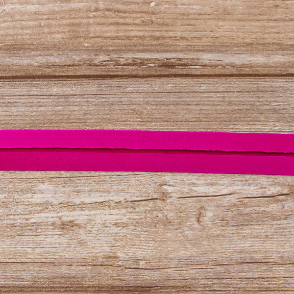 Косая бейка атласная 30 мм, 25 м, цвет 82, пурпурный. Арт 6260-30мм-82            