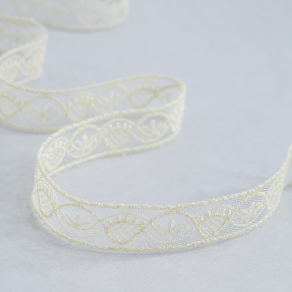 Вышивка на тюле, 19 мм, цвет экрю. Арт I643/02