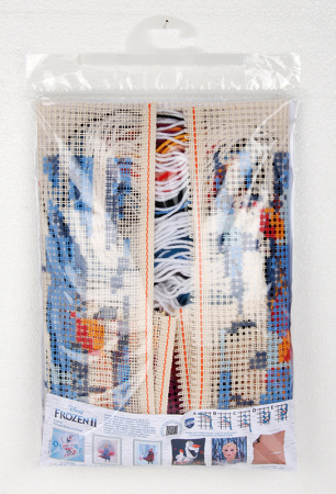 Набор для вышивания подушки "DISNEY FROZEN 2. Анна". Арт PN-0182762