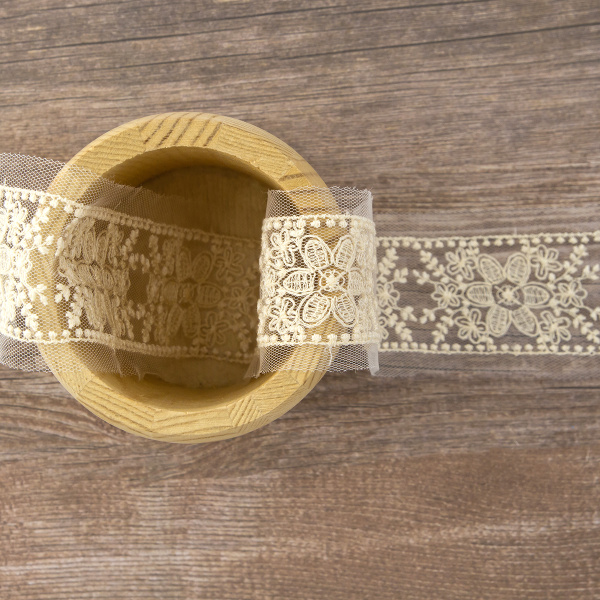 Кружево-вышивка на тюле, 22 мм, 14,6 м. Арт 41792/02