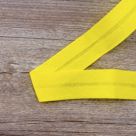 Косая бейка хлопок/полиэстер на блистере, 30 мм, 2,5 м, цвет 32, желтый. Арт P06120-30мм-32          