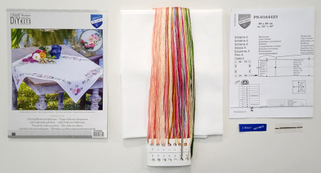 Набор для вышивания скатерти "Цветы и бабочки". Арт PN-0164423