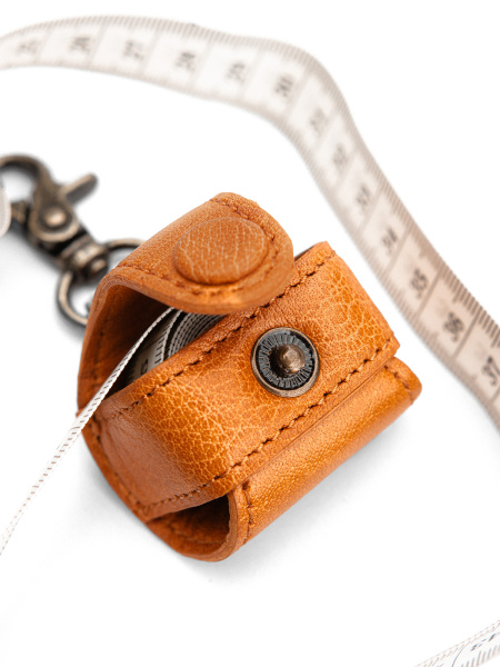 Чехол для сантиметровой ленты "Malmö hook" Whisky. Арт QB-4708/Whisky