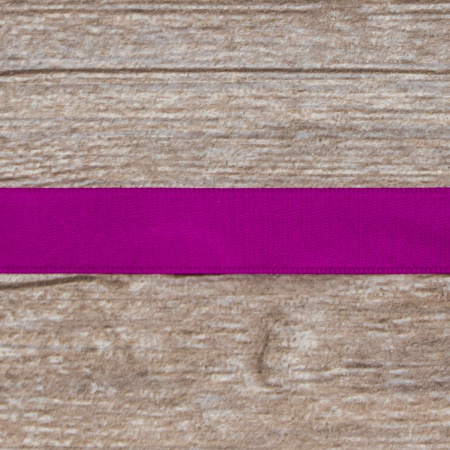 Лента атласная двусторонняя SAFISA, 15 мм, 25 м, цвет 82, пурпурный. Арт 110-15мм-82             