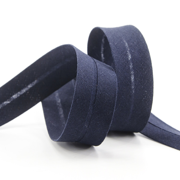 Косая бейка хлопок/полиэстер 20 мм, 25 м, цвет 72, черно-синий. Арт 6120-20мм-72            