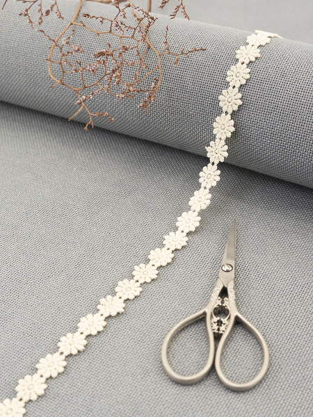 Кружево гипюр, 18 мм, цвет бежевый, 100% полиэстер, 4,5 м. Арт 4GB762.371