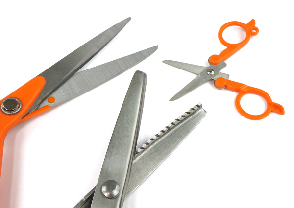 Набор: ножницы портновские 24,5 см, ножницы зиг-заг 23 см и ножницы складные 12,5 см. Арт BT4717                  