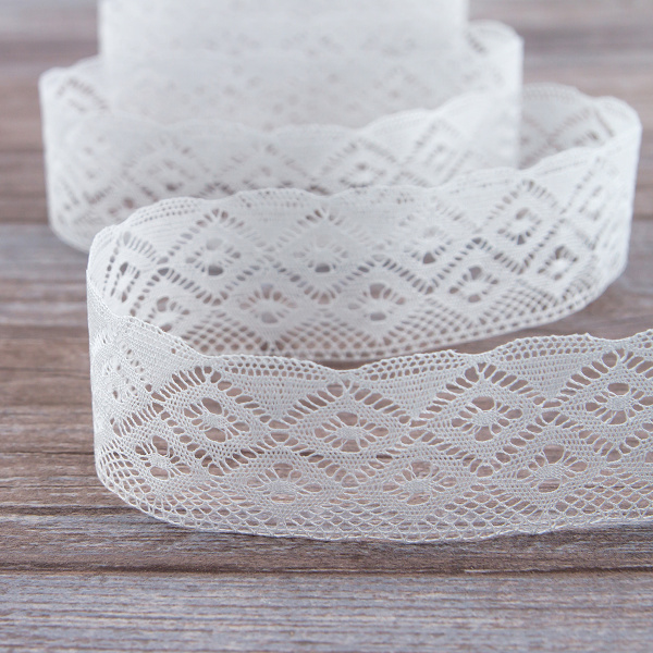 Мерсеризованное хлопковое кружево, 35 мм, цвет белый. Арт 2046/01