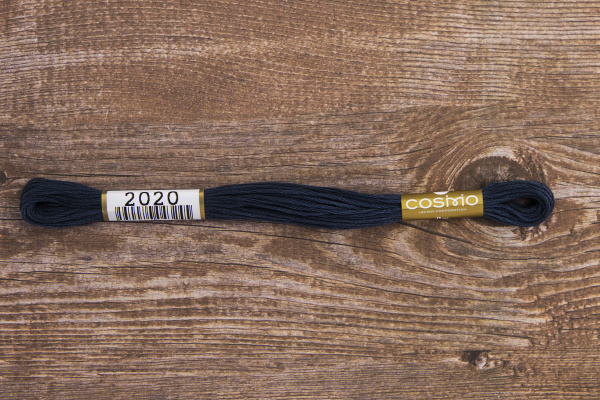 Мулине COSMO однотонный цвет  2020      . Арт 25-6/2020      