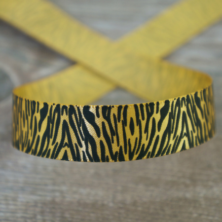 Лента атласная на картонной мини-катушке "Тигровый принт". Арт VR15.525