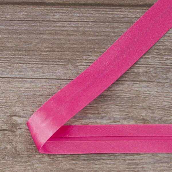 Косая бейка атласная 20 мм, 25 м, цвет 142, ярко-розовый. Арт 6260-20мм-142