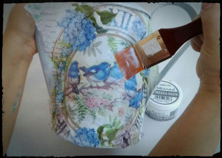 Бумага упаковочная с контурным золочением "Ангел", рисовая, 24 х 60 см. Арт DFS252LG                