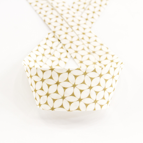 Косая бейка с рисунком SAFISA, арт.6630, 30 мм, 20 м, цвет 01. Арт 6630-30мм-01