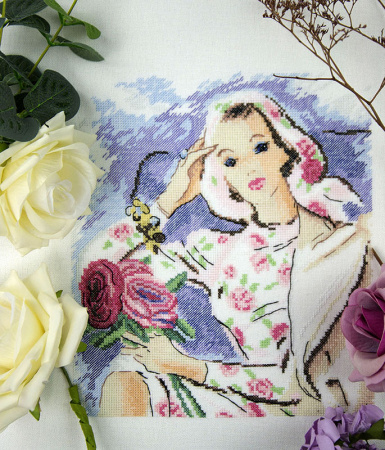 Набор для вышивания  "Девушка с розами". Арт 09.009.09
