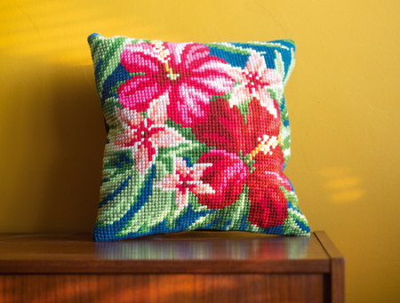 Набор для вышивания подушки "Ботанические цветы". Арт PN-0179963