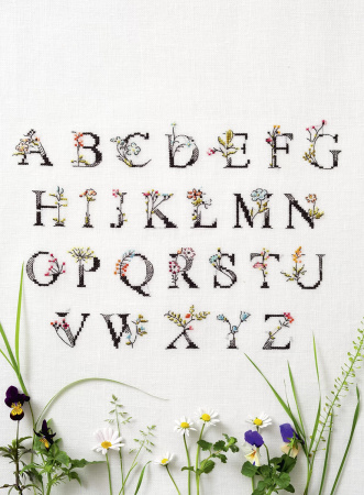 Книга "Французская вышивка крестом. Цветочные фантазии Элен ле Берр, 20 крупных схем"  Элен ле Бер. Арт 978-5-00241-008-8