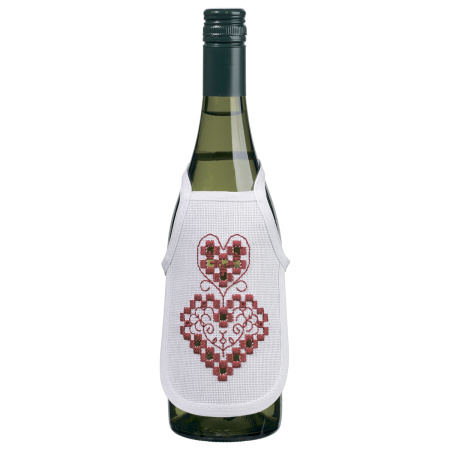 Набор для вышивания фартучков на бутылку в технике харгандер "Красные сердечки". Арт 78-0633