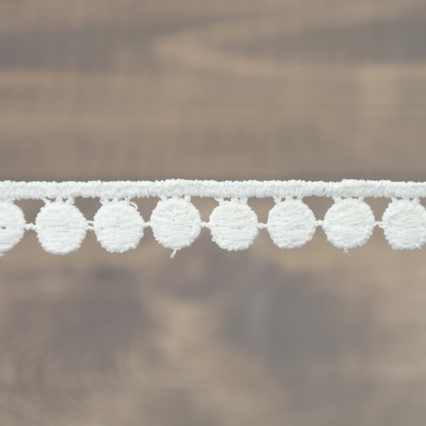 Кружево гипюр, 12 мм, цвет молочный, 100% полиэстер, 4,5 м. Арт G-4634.112