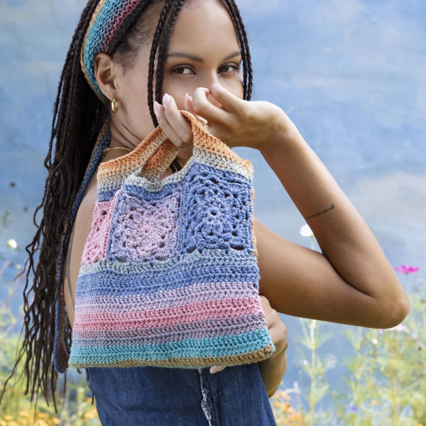 Пряжа Silk Color, 100% шёлк, 100 г, 260 м. Арт 1141.0003