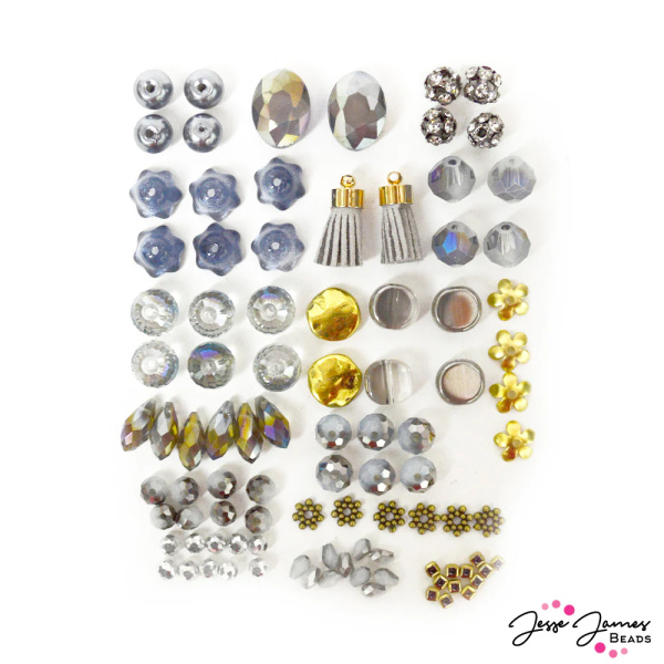 Набор бусин и шармов "Earl Grey" из стекла и металла разных форм и размеров. Арт MARMIX-05