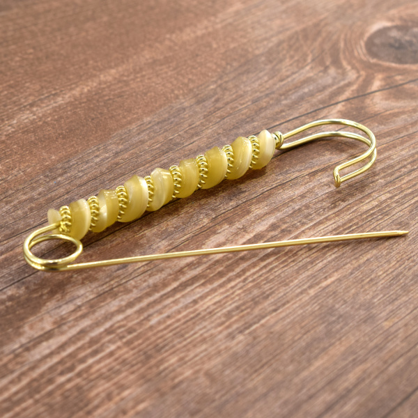 Брошь Sandra, размер 00, цвет COL.GOLD/6. Арт 1347Y-00-COL.GOLD/6