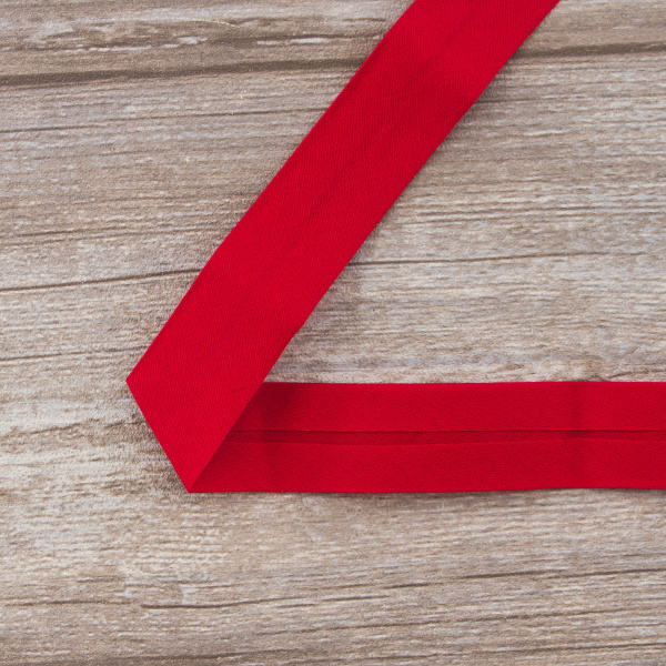 Косая бейка хлопок/полиэстер на блистере, 30 мм, 2,5 м, цвет 14, красный. Арт P06120-30мм-14          