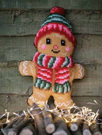 Набор для вышивания подушки "Пряничный человечек". Арт PN-0214528