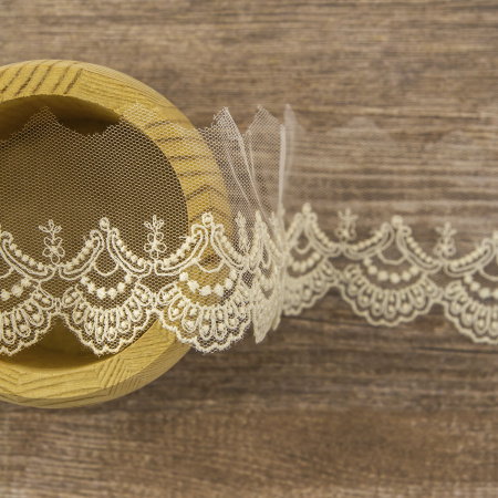 Кружево-вышивка на тюле, 22 мм, 14,6 м. Арт 41703/02