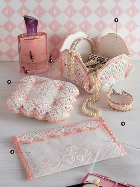 Книга "Хардангер.12 сетов со схемами вышивания и сборки. Мамен Ариас". Арт ISBN 978-5-00241-296-9