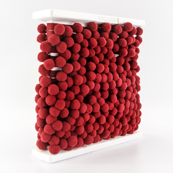 Тесьма с помпонами, диаметр 20 мм, цвет бордовый. Арт PA-40-col.323