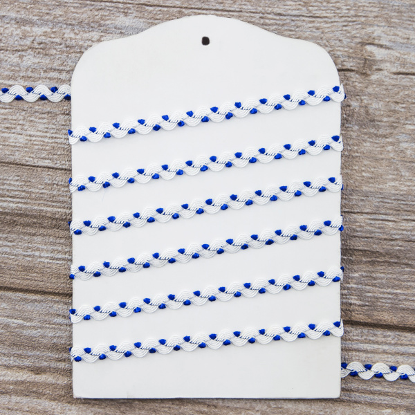 Тесьма PEGA тип вьюнчик, белый с синим, 7 мм. Арт 841512221DA005