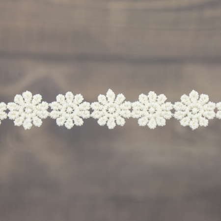 Кружево гипюр, 18 мм, цвет бежевый, 100% полиэстер, 4,5 м. Арт 4GB762.371