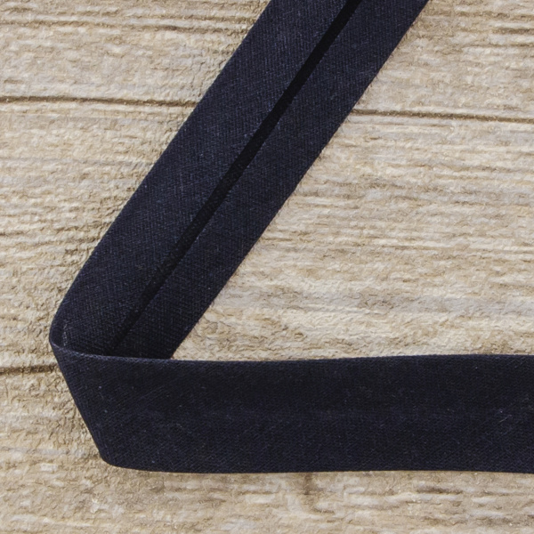 Косая бейка хлопок/полиэстер 20 мм, 25 м, цвет 72, черно-синий. Арт 6120-20мм-72            