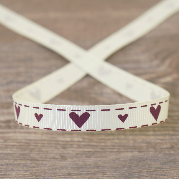 Лента репсовая на картонной мини-катушке "Сердечки и поцелуи". Арт VR10.143