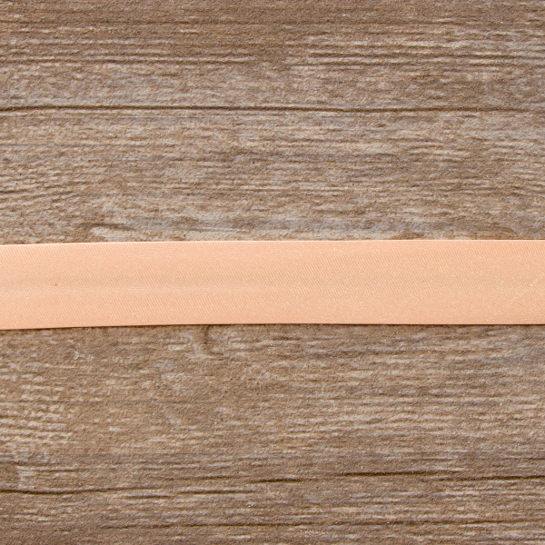 Косая бейка атласная 20 мм, 25 м, цвет 85, бледно-розовый. Арт 6260-20мм-85            