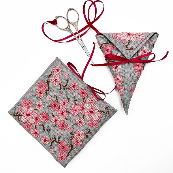 Набор для вышивания аксессура для ножниц "SCISSOR KEEP SAKURA" (Сакура ). Арт 3375