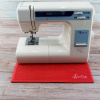 Мат антивибрационный для оверлока. Арт ER906.RED