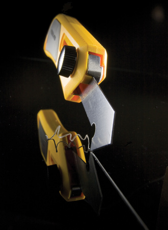 Нож для пластика усиленный с лезвиями в комплекте Olfa. Арт PC-L