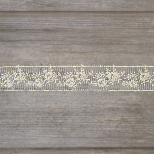 Вышивка на тюле, 23 мм, цвет экрю. Арт I647/02