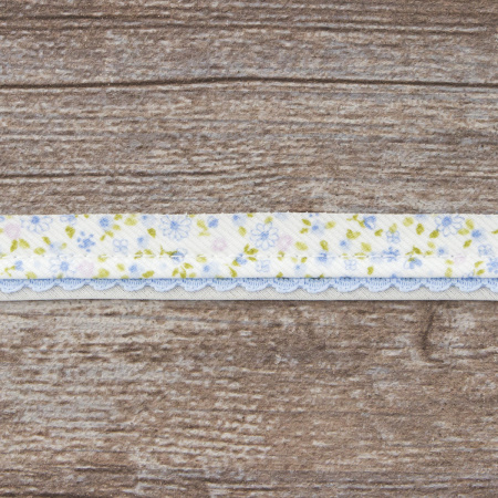 Косая бейка с фестонным краем, 18 мм, цвет бело-голубой. Арт 243986/2