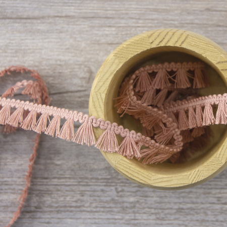 Тесьма декоративная, 16 мм, с бахромой, цвет розовый. Арт 2204/F3