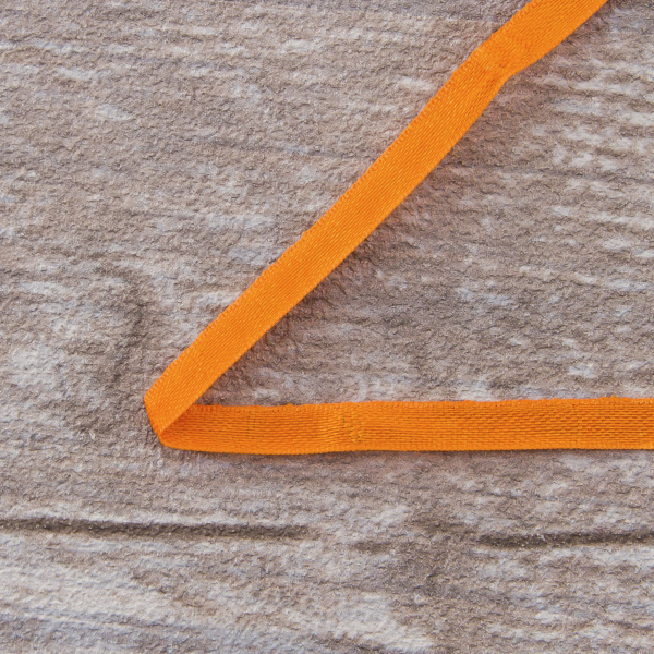 Лента для вышивания SAFISA на блистере, 4 мм, 5 м, цвет 61, ярко-оранжевый. Арт P111-4мм-61             