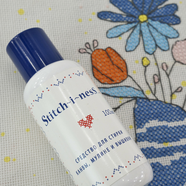 Средство "Stitch-i-nesS" для стирки канвы, мулине, вышивки, 100 мл. Арт 006100